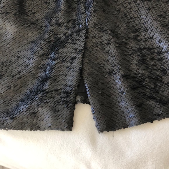 Banana Republic sequin skirt - Picture 7 of 7